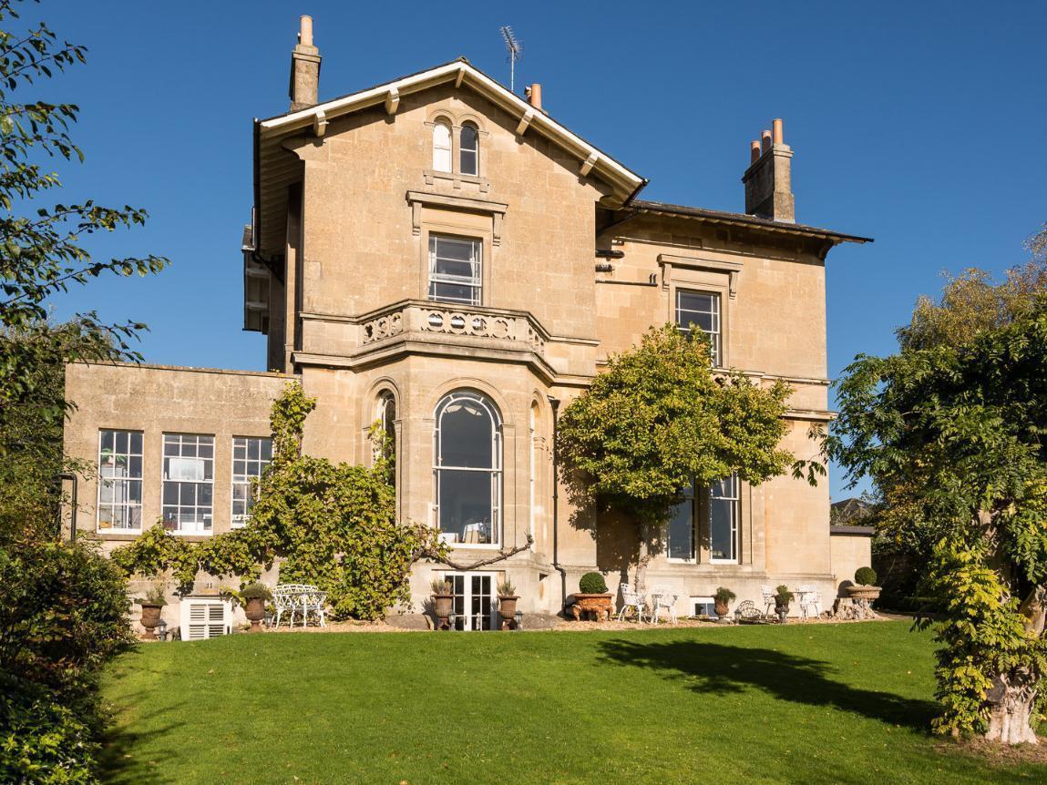 バース Apsley House Bed & Breakfast エクステリア 写真