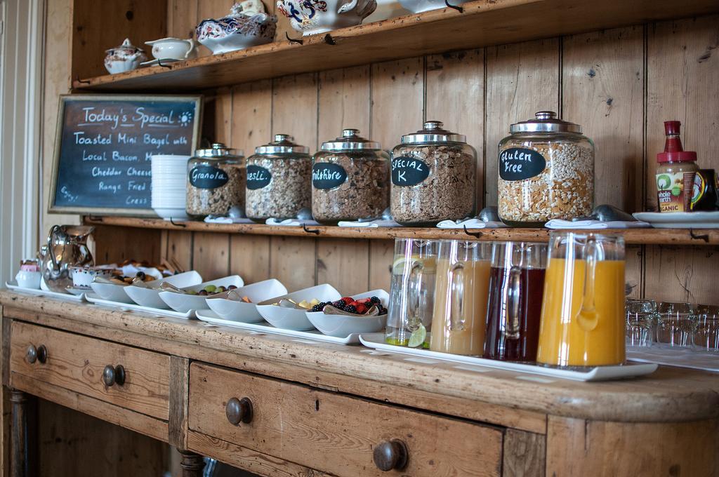 バース Apsley House Bed & Breakfast エクステリア 写真