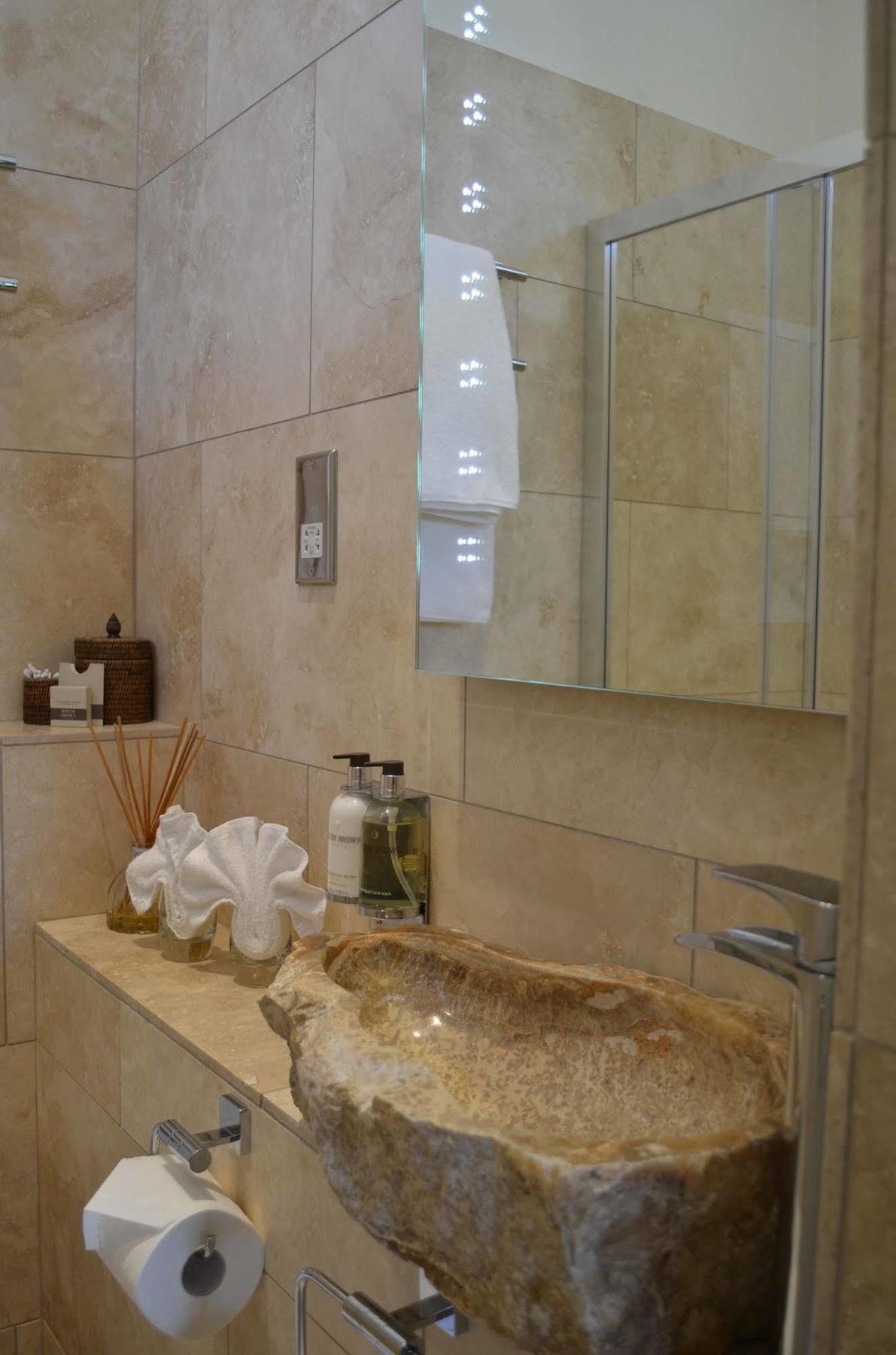 バース Apsley House Bed & Breakfast エクステリア 写真