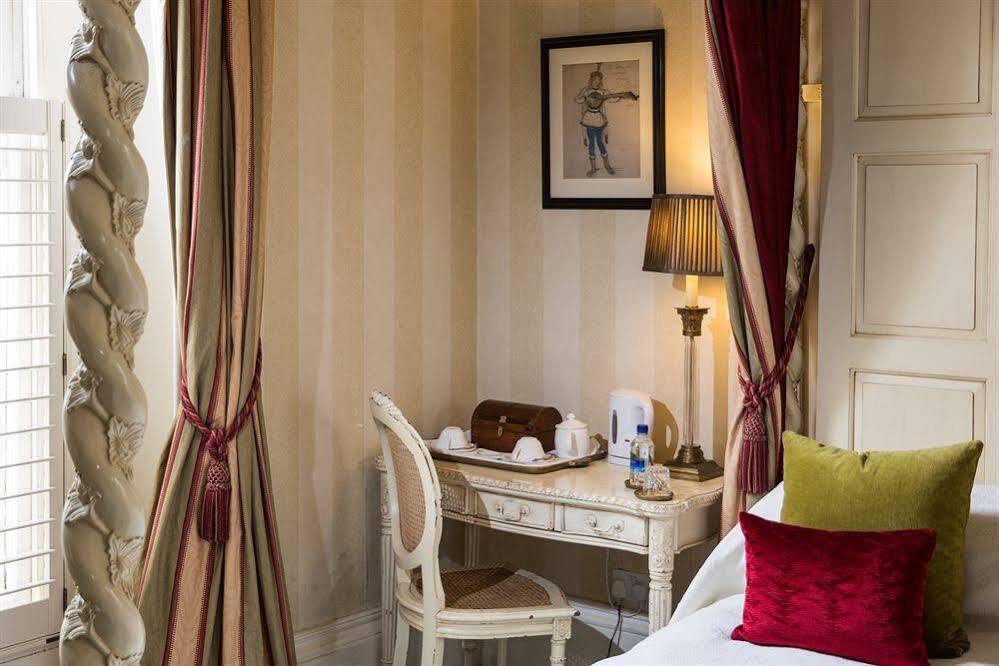 バース Apsley House Bed & Breakfast エクステリア 写真